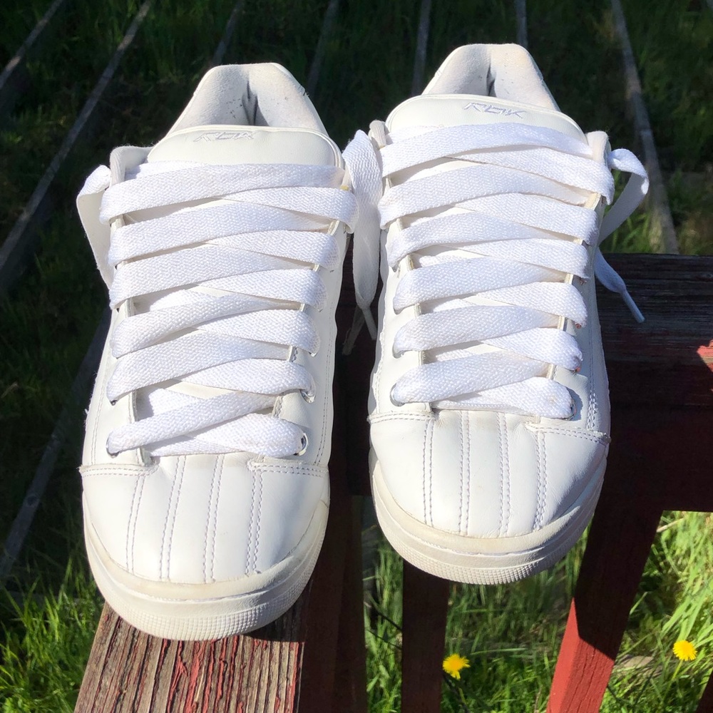 Mens Reebok tennis shoes
